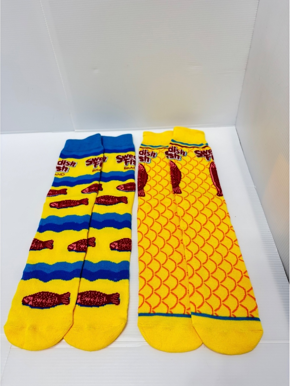 2 Pair of Swedish Fish Brand Novelty Socks,Yellow Blue with Fish Patterns NEW
